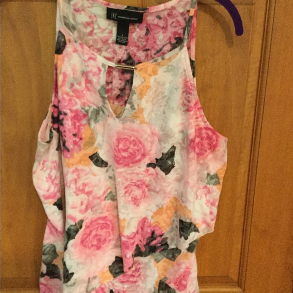 Sleeveless top
